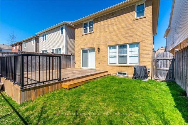 224 Emick Dr, House detached with 3 bedrooms, 3 bathrooms and 2 parking in Hamilton ON | Image 32
