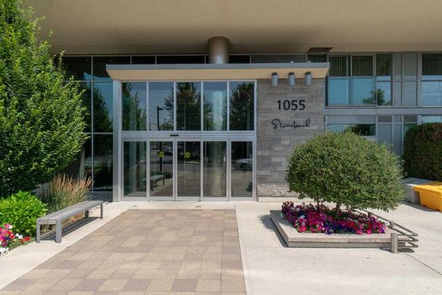 1112 - 1055 Southdown Rd, Condo with 2 bedrooms, 2 bathrooms and 2 parking in Mississauga ON | Image 12