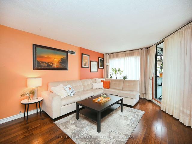 1602 - 50 Elm Dr E, Condo with 3 bedrooms, 2 bathrooms and 2 parking in Mississauga ON | Image 12