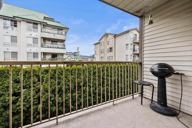 207 - 7435 Shaw Avenue, Condo with 2 bedrooms, 1 bathrooms and null parking in Chilliwack BC | Image 13