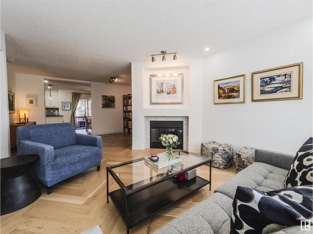 35 - 1237 Carter Crest Rd Nw, House attached with 3 bedrooms, 2 bathrooms and null parking in Edmonton AB | Image 7
