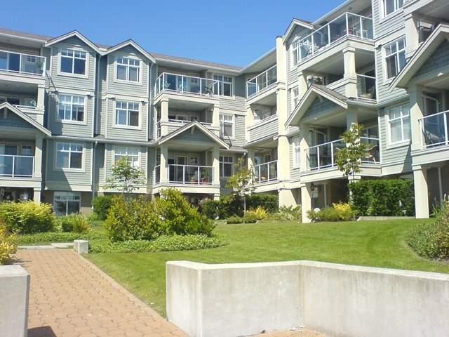 405 - 15621 Marine Dr, Condo with 2 bedrooms, 2 bathrooms and 2 parking in White Rock BC | Image 8