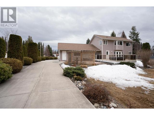 6531 Olympia Place, House detached with 3 bedrooms, 4 bathrooms and null parking in Prince George BC | Image 35
