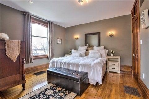 1817 8 Concession Rd W, House detached with 5 bedrooms, 4 bathrooms and 50 parking in Hamilton ON | Image 10