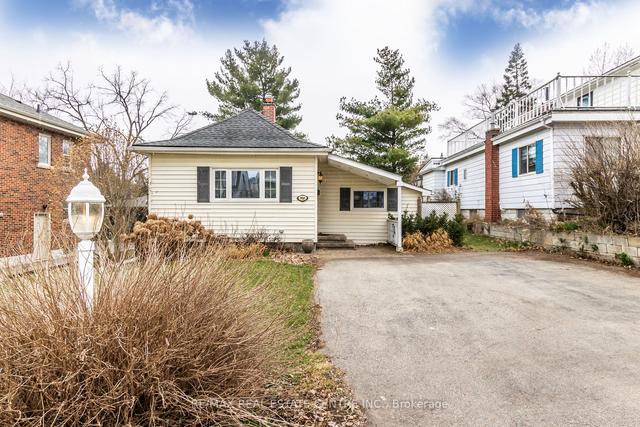 978 Bonnieview Ave, House detached with 3 bedrooms, 2 bathrooms and 4 parking in Burlington ON | Image 1