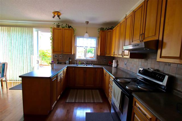 4 Cullen Crt, House detached with 3 bedrooms, 3 bathrooms and 8 parking in Collingwood ON | Image 5