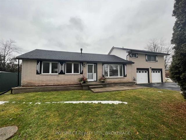 22227 Loyalist Pkwy, House detached with 3 bedrooms, 2 bathrooms and 8 parking in Quinte West ON | Image 1