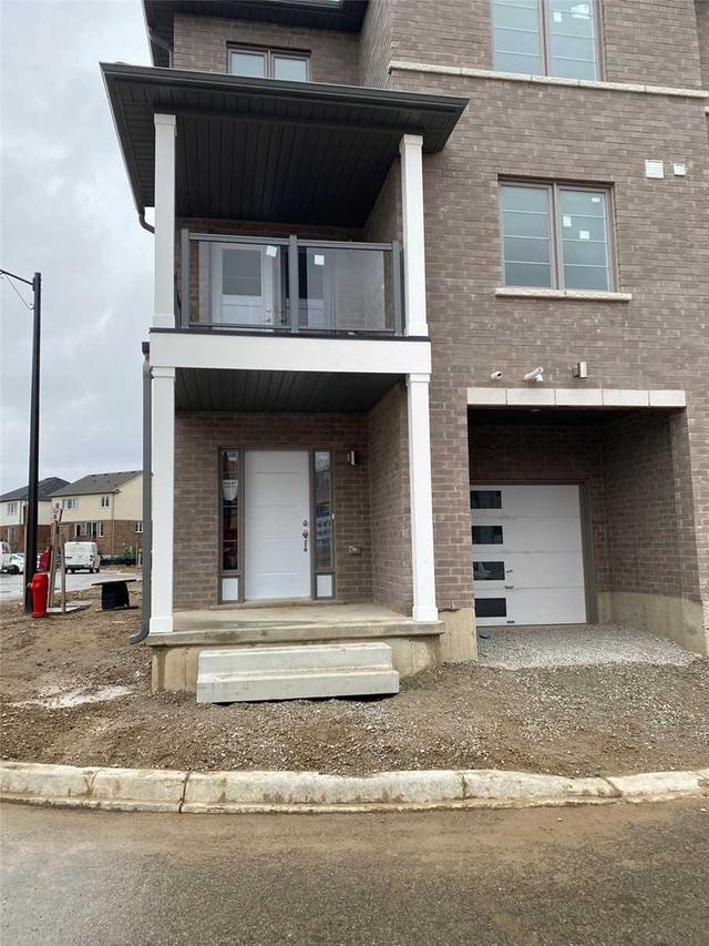 205 West Oak Tr, Townhouse with 2 bedrooms, 2 bathrooms and 2 parking in Kitchener ON | Image 13