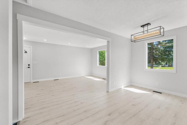 6420 26 Avenue Ne, House detached with 3 bedrooms, 1 bathrooms and 5 parking in Calgary AB | Image 11