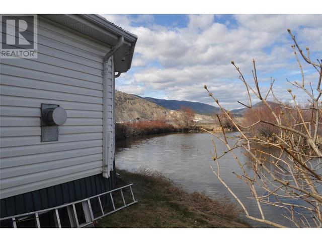12 - 3999 Skaha Lake Road, House other with 2 bedrooms, 2 bathrooms and null parking in Penticton 1 BC | Image 22