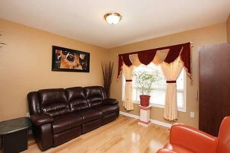 80 Herdwick St, House semidetached with 3 bedrooms, 3 bathrooms and 2 parking in Brampton ON | Image 5