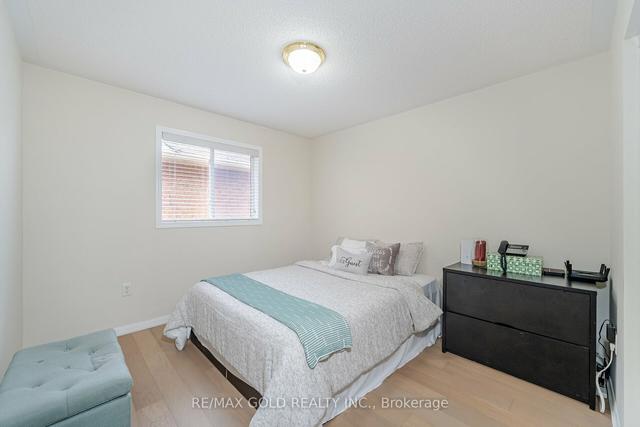 118 Herdwick St, House detached with 4 bedrooms, 4 bathrooms and 6 parking in Brampton ON | Image 8