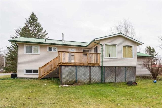 146 Old Portage Rd, House detached with 2 bedrooms, 2 bathrooms and 7 parking in Quinte West ON | Image 11