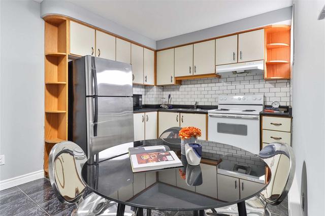 unit 2 - 266 Symington Ave, House detached with 3 bedrooms, 1 bathrooms and 0 parking in Toronto ON | Image 2