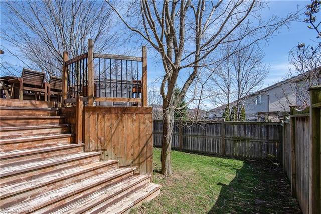 208 Ridgemere Court, House detached with 4 bedrooms, 2 bathrooms and 4 parking in Kitchener ON | Image 33