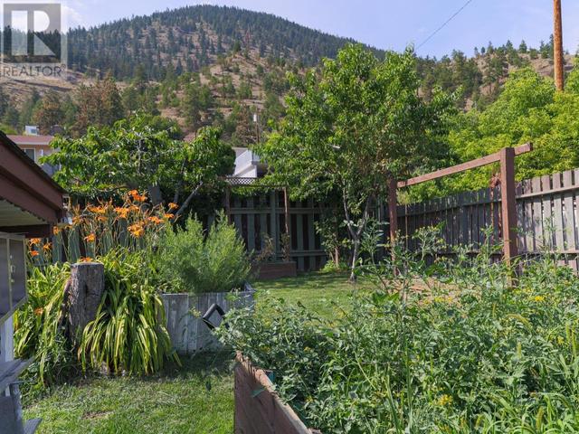 383 Pine Street, House detached with 3 bedrooms, 2 bathrooms and null parking in Lillooet BC | Image 19