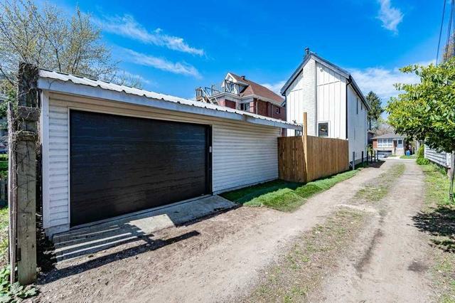 79 Norway Ave, House detached with 3 bedrooms, 3 bathrooms and 2 parking in Hamilton ON | Image 31