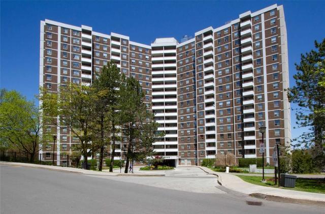 416 - 10 Edgecliff Gfwy, Condo with 3 bedrooms, 2 bathrooms and 1 parking in Toronto ON | Image 12
