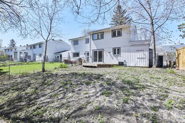 115 Mcclellan Road, Home with 3 bedrooms, 3 bathrooms and 3 parking in Ottawa ON | Image 27