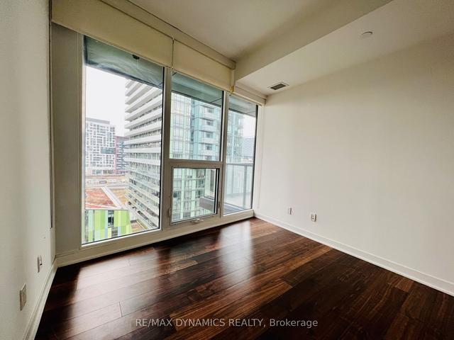 911 - 90 Queens Wharf Rd, Condo with 1 bedrooms, 1 bathrooms and 1 parking in Toronto ON | Image 13