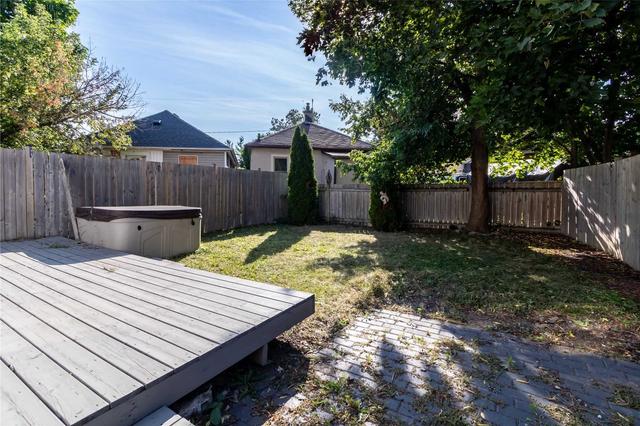 181 Vine St S, House detached with 3 bedrooms, 1 bathrooms and 2 parking in St. Catharines ON | Image 35