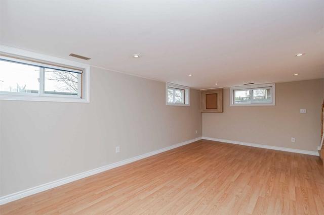 384 Oakhill Dr, House detached with 3 bedrooms, 5 bathrooms and 6 parking in Brant ON | Image 27