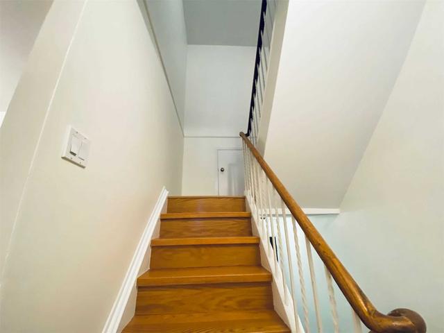 7 Rye Meadoway, Townhouse with 3 bedrooms, 2 bathrooms and 2 parking in Toronto ON | Image 23