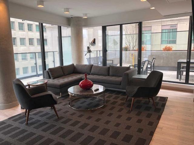 1003 - 215 Queen St W, Condo with 1 bedrooms, 1 bathrooms and 0 parking in Toronto ON | Image 7
