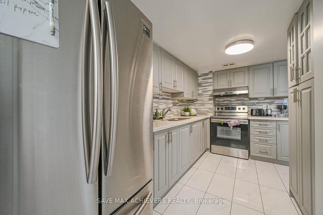 403 - 21 Markbrook Lane, Condo with 2 bedrooms, 2 bathrooms and 1 parking in Toronto ON | Image 6