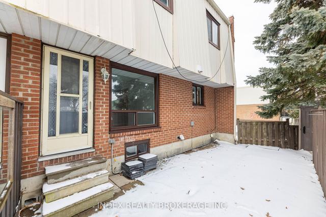 unit 2 - 1100 Oxford St, Townhouse with 3 bedrooms, 2 bathrooms and 1 parking in Oshawa ON | Image 27