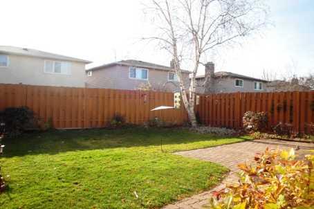 837 Coulson Ave, House attached with 3 bedrooms, 2 bathrooms and 2 parking in Milton ON | Image 9