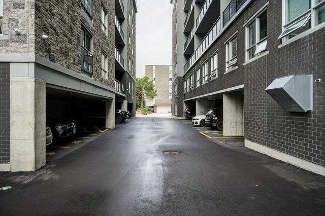 508b - 275 Larch St, Condo with 2 bedrooms, 2 bathrooms and 0 parking in Waterloo ON | Image 2
