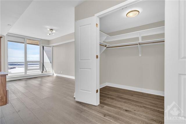 2201 - 485 Richmond Road, Condo with 2 bedrooms, 3 bathrooms and 2 parking in Ottawa ON | Image 19