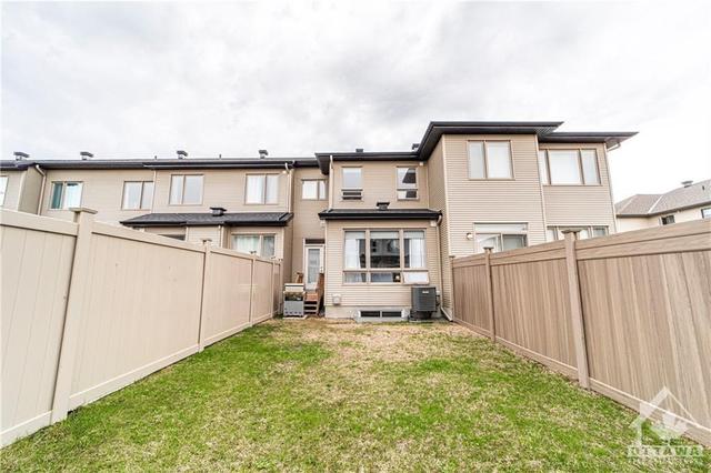 502 Featherfoil Way, Townhouse with 3 bedrooms, 3 bathrooms and 2 parking in Ottawa ON | Image 30