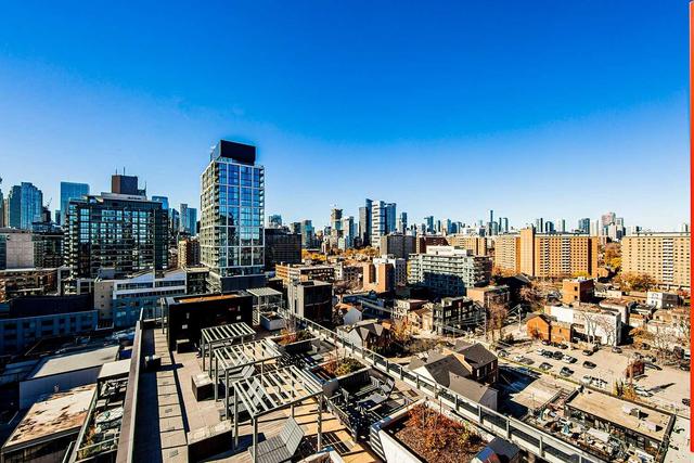 1312 - 120 Parliament St, Condo with 2 bedrooms, 1 bathrooms and 0 parking in Toronto ON | Image 13