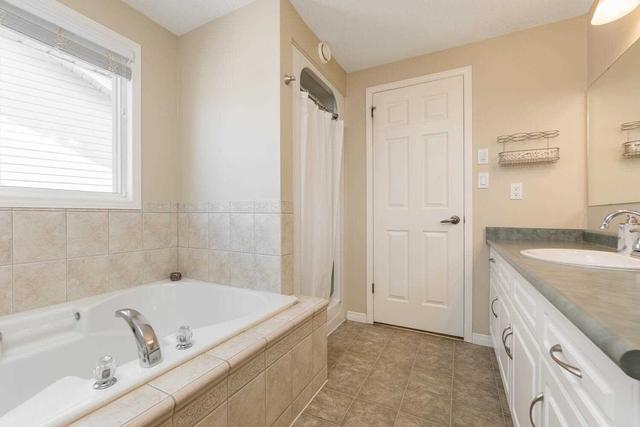 105 Milson Cres, House detached with 4 bedrooms, 4 bathrooms and 4 parking in Guelph ON | Image 26
