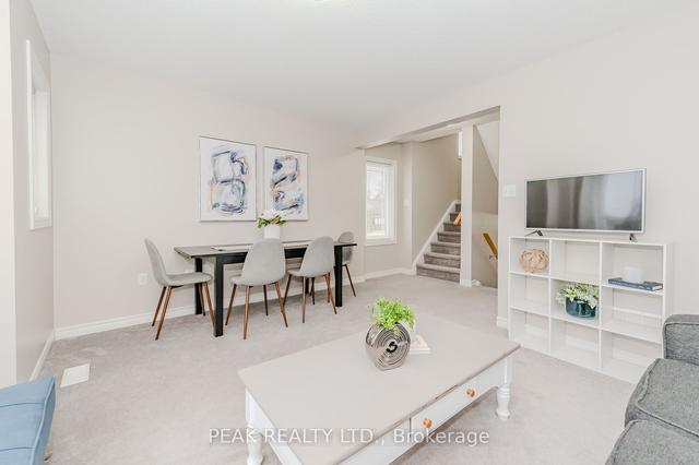 1 - 12 Poplar Dr, Townhouse with 3 bedrooms, 2 bathrooms and 2 parking in Cambridge ON | Image 11