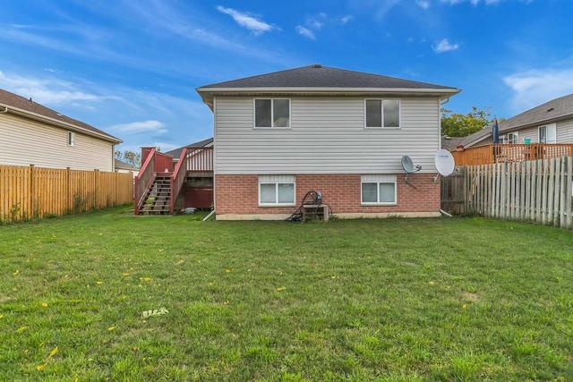 3743 Maguire St, House detached with 3 bedrooms, 2 bathrooms and 4 parking in Windsor ON | Image 11
