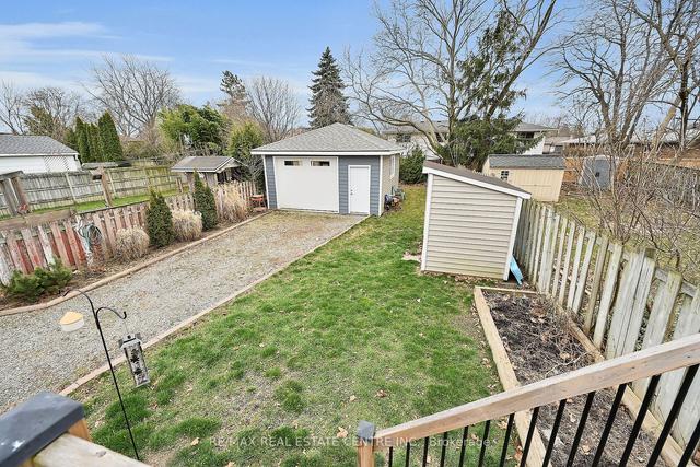 28 Cypress St, House semidetached with 3 bedrooms, 2 bathrooms and 7 parking in St. Catharines ON | Image 31