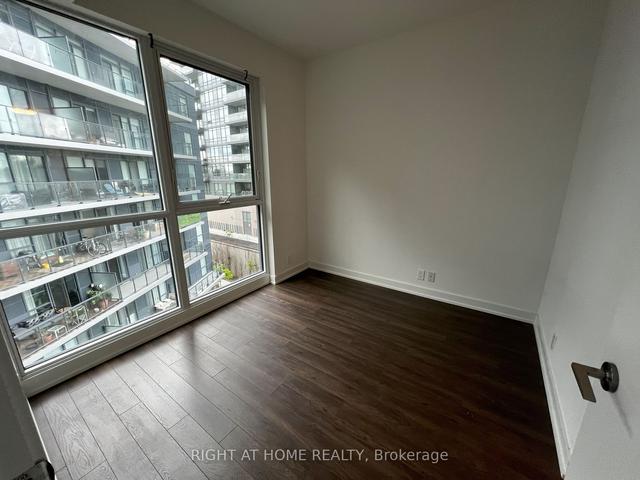 522 - 10 Park Lawn Rd N, Condo with 2 bedrooms, 2 bathrooms and 1 parking in Toronto ON | Image 10