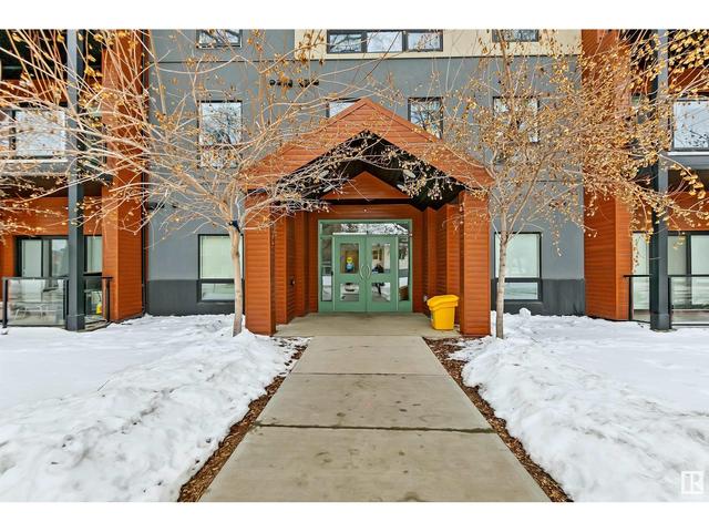 204 - 10006 83 Av Nw, Condo with 2 bedrooms, 2 bathrooms and 1 parking in Edmonton AB | Image 3