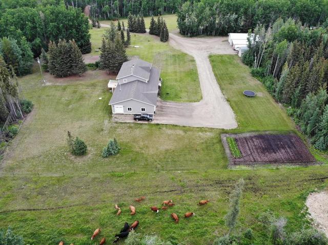 105307-a Rr 154, House detached with 7 bedrooms, 3 bathrooms and 20 parking in Mackenzie County AB | Image 40