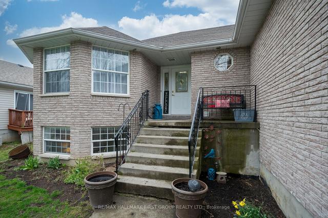 192 Centre St, House detached with 2 bedrooms, 4 bathrooms and 5 parking in Deseronto ON | Image 12