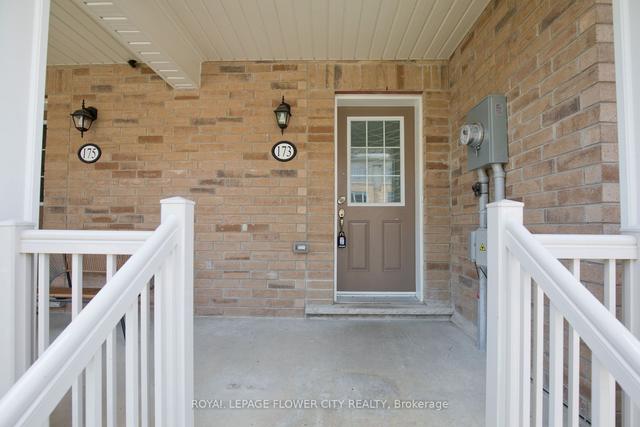 173 Law Dr, House attached with 3 bedrooms, 3 bathrooms and 3 parking in Guelph ON | Image 23