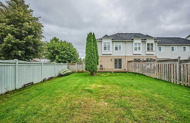 71 Toscana Dr, House attached with 3 bedrooms, 3 bathrooms and 2 parking in Whitby ON | Image 20