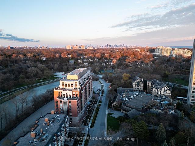 102 - 40 Old Mill Rd, Condo with 2 bedrooms, 2 bathrooms and 1 parking in Toronto ON | Image 27