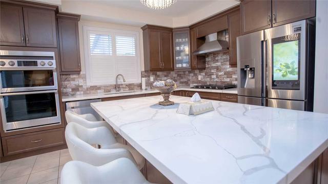285 Chilver Hts, House detached with 5 bedrooms, 4 bathrooms and 7 parking in Milton ON | Image 16