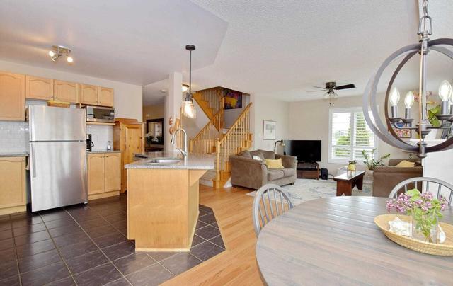 11 Mead Dr, House detached with 3 bedrooms, 4 bathrooms and 6 parking in Scugog ON | Image 2
