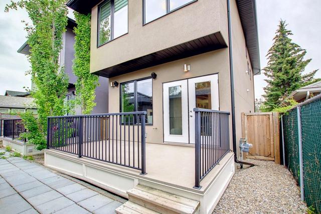 3714 2 Avenue Sw, House detached with 4 bedrooms, 3 bathrooms and 4 parking in Calgary AB | Image 44