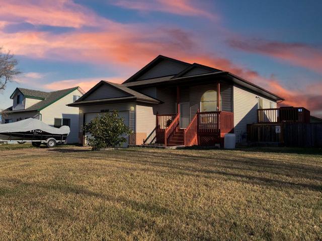 4503 50 Street, House detached with 3 bedrooms, 2 bathrooms and 4 parking in Saddle Hills County AB | Image 14